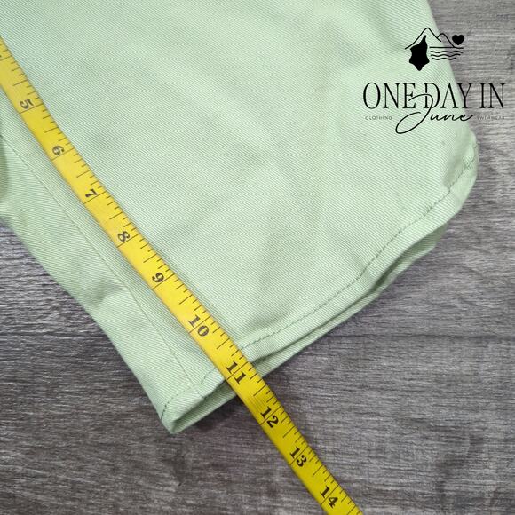 Gloria Vanderbilt Bermuda Denim Shorts Size 4 - Picture 5 of 7